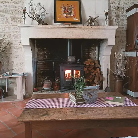 O Le Zen فندق مبيت وإفطار Saint-Juire-Champgillon